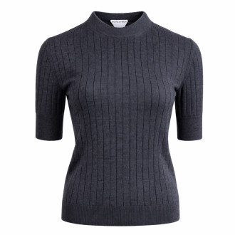 Топ Bottega Veneta